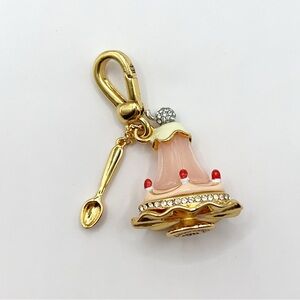 Juicy Couture dessert with spoon charm